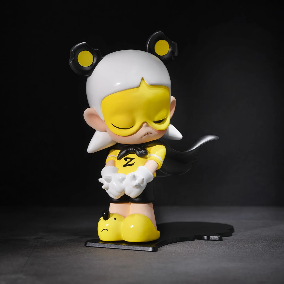 Zsiga Guard Figure - Image 6