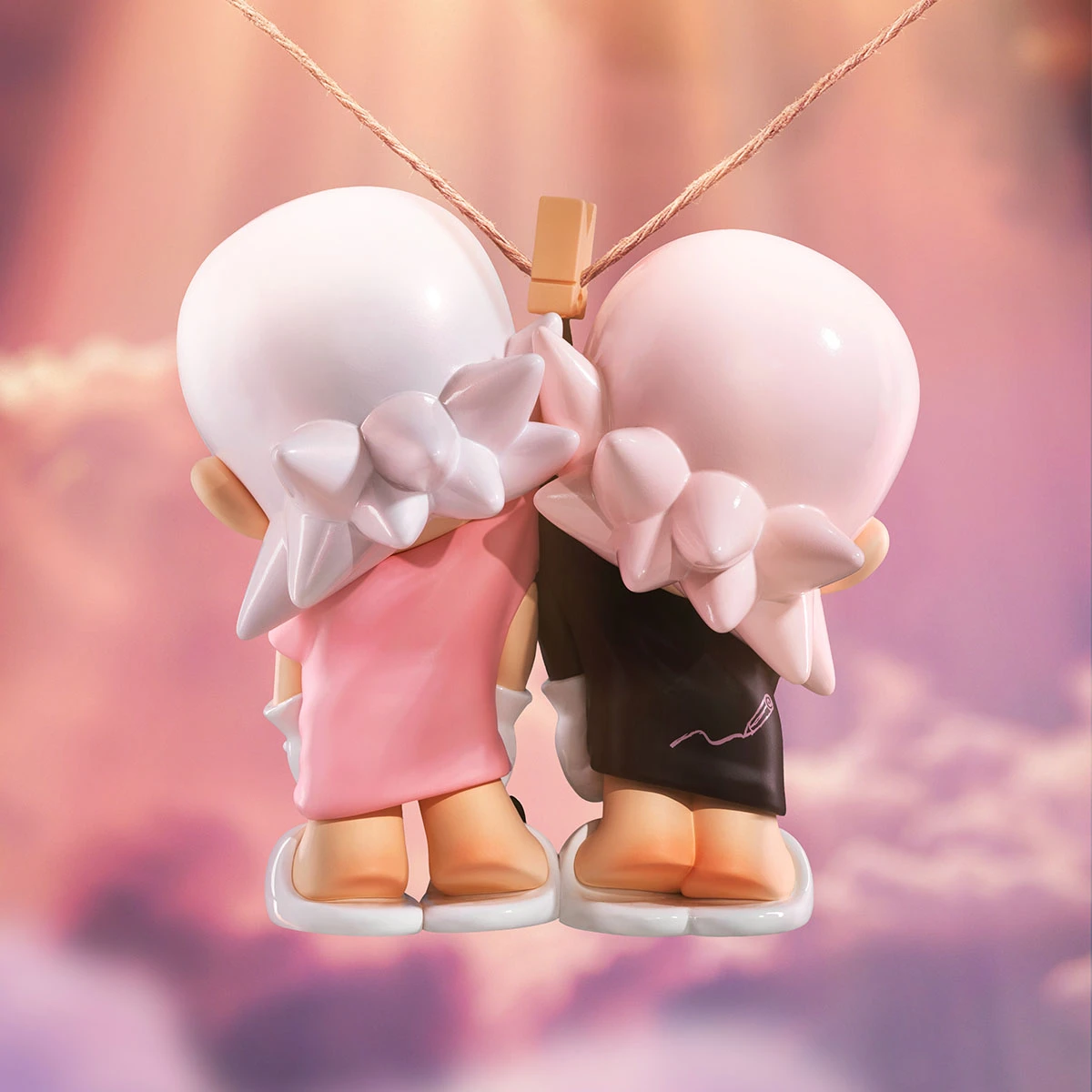 Zsiga Romantic Greetings Figurine - Image 7